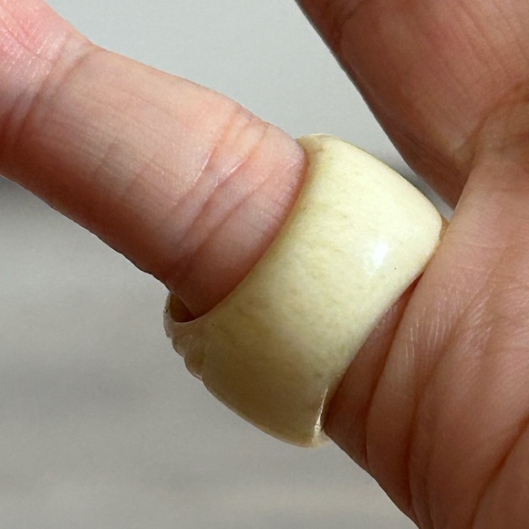 Brutalist primal bone unisex ring seize 5 💚 - Picture 5 of 7